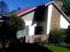 4 Bed House in Lombardy East