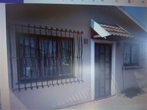 3 Bed House in Lotus Park