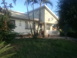 4 Bed House in Chatsworth Central
