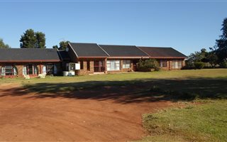 3.7 ha Farm in Hillside AH