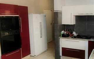 1 Bedroom Apartment in Waterkloof
