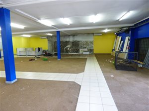750 m² Retail Space in Elsies River