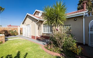 3 Bedroom House in Lenasia South