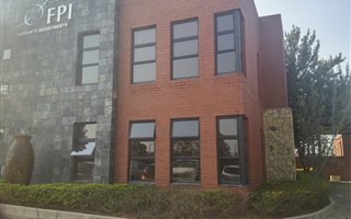 1 m² Commercial space in Carlswald Estate