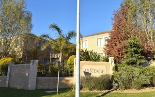 2 Bedroom Apartment in Durbanville Central