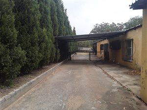 3 Bed Garden Cottage in Mnandi AH