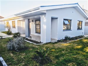 3 Bed House in Penlyn Estate