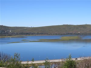 1670 m² Land available in Knysna Heights