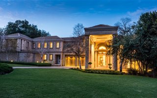 5 Bedroom House in Cornwall Hill