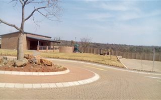 2 Bedroom Apartment in Mooikloof Gardens