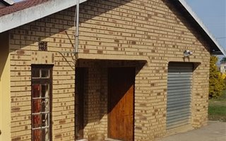 3 Bedroom House in Lusikisiki