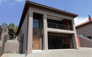 3 Bedroom House in Cashan
