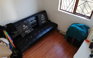 2 Bedroom House in Highbury