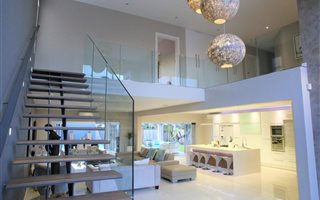 6 Bedroom House in Nahoon Beach