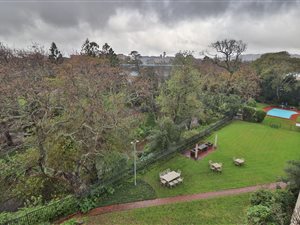 3 Bed Apartment in Newlands