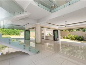 5 Bedroom Townhouse in Bryanston