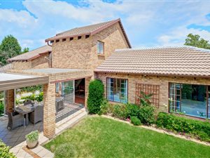2 Bed Townhouse in Bromhof
