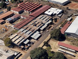 4056 m² Industrial space in Rosslyn