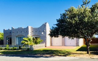 2 Bedroom House in Gouritsmond