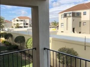 2 Bedroom Apartment in Vredekloof