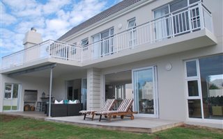 3 Bedroom House in Royal Alfred Marina