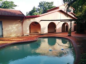 4 Bed House in Panorama