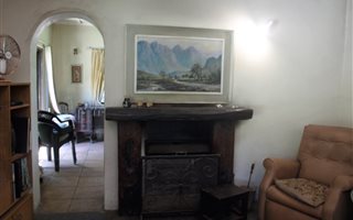 9.3 ha Farm with House in Assagay