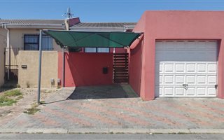 2 Bedroom Townhouse in St Dumas