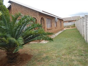 3 Bed House in Flora Park