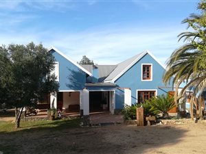 5 Bed House in De Rust