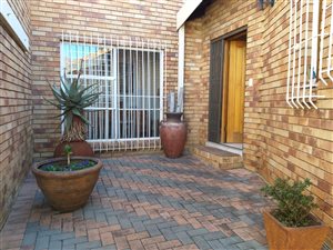 3 Bed House in Vanderbijlpark SE3