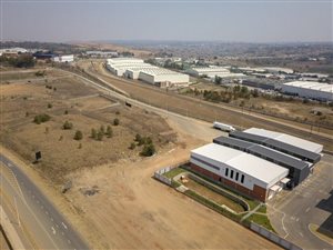 3278 m² Land available in Linbro Park