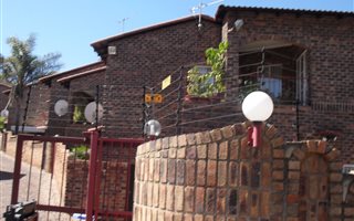 3 Bedroom Cluster in Ridgeway