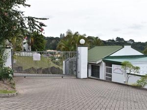 2 Bed Simplex in Caversham Glen