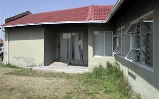 3 Bedroom House in Thistlegrove