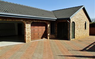4 Bedroom House in Eastdene