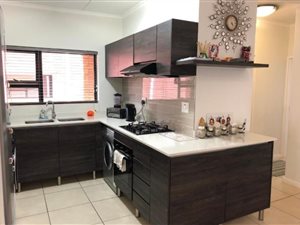 3 Bed Apartment in Greenstone Crest