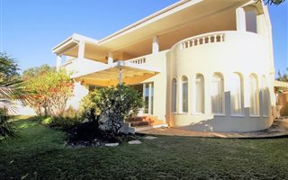 4 Bedroom House in Plettenberg Bay