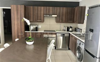 2 Bedroom Apartment in Atholl