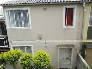 2 Bed Duplex in Newlands East