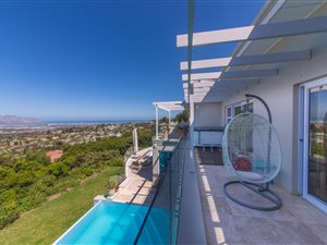 6 Bed House in Spanish Farm