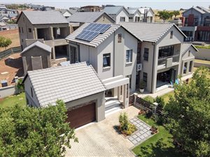 4 Bed House in Copperleaf