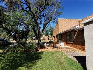 4 Bed House in Derdepoort
