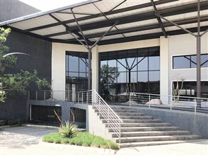3789 m² Commercial space in Longmeadow