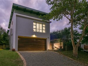 4 Bed House in Palm Lakes Estate