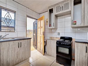 2 Bed House in Dobsonville