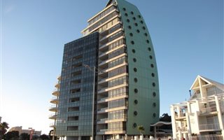 2 Bedroom Apartment in Strand Central