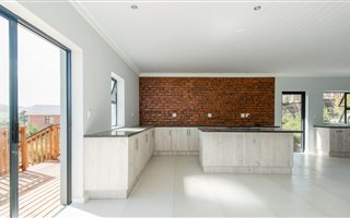 2 Bedroom House in Klein Brak River