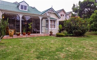 3 Bedroom House in River Club
