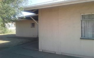 3 Bedroom House in Vanderbijlpark CW4
